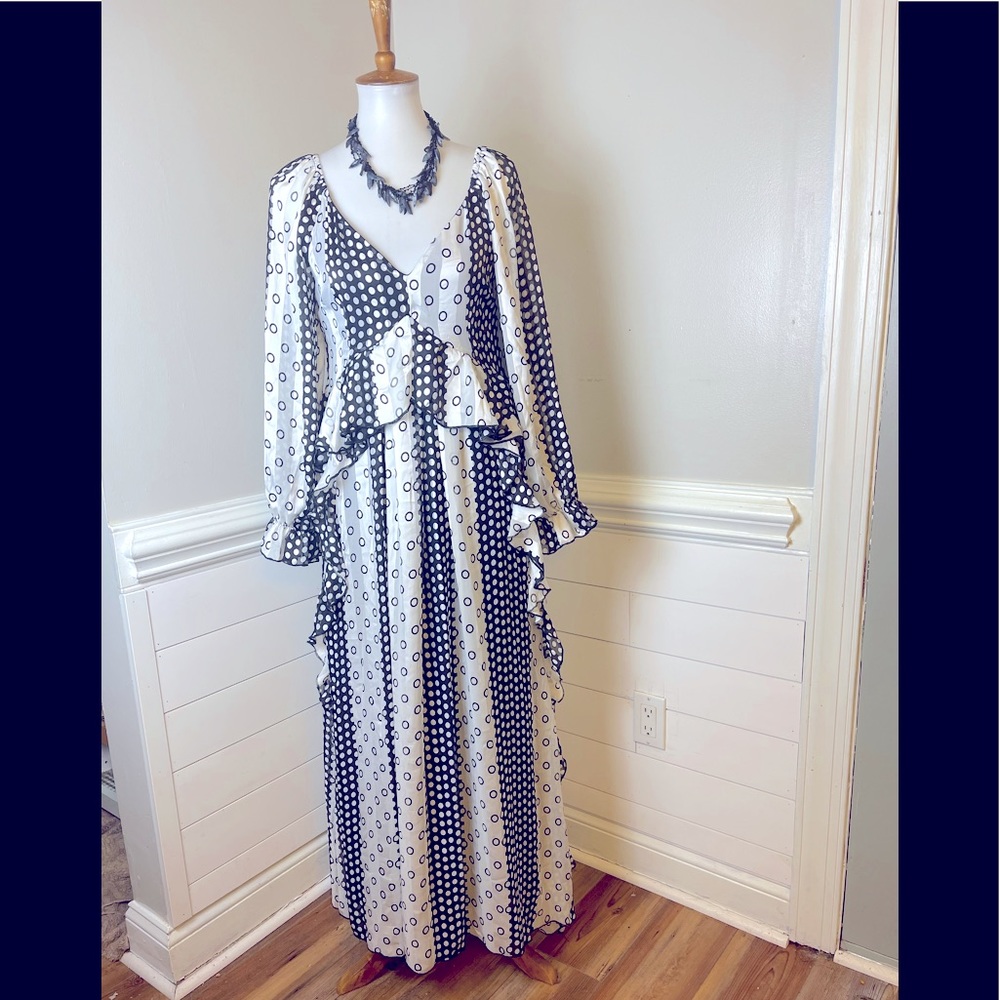 Nasty Gal Circles, Dots and Ruffles Maxi Dress 6 FREE SHIP